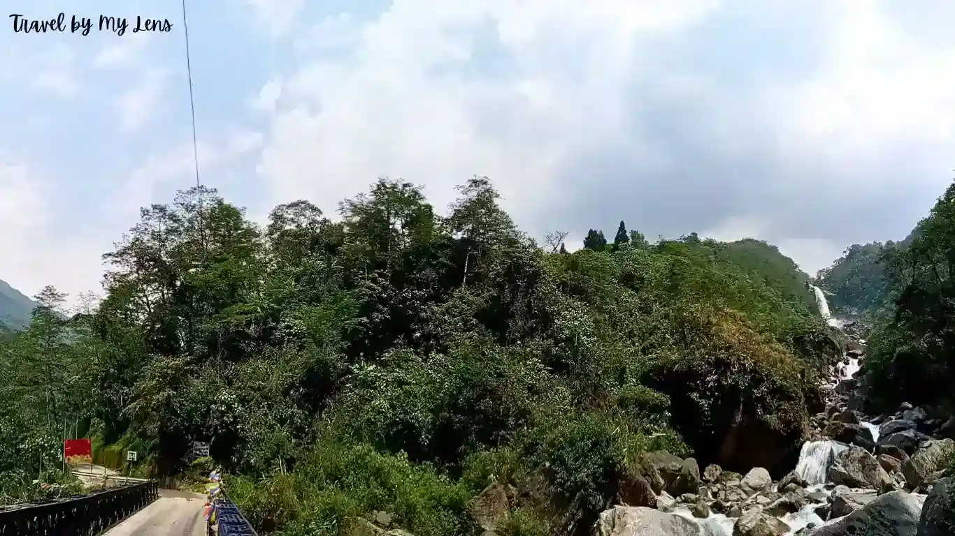 Naga Waterfall Panorama View, en route Gangtok-Lachung, North Sikkim, India