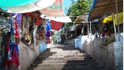 Street side shops while going to the falls at Bhedaghat, Jabalpur, MP, India